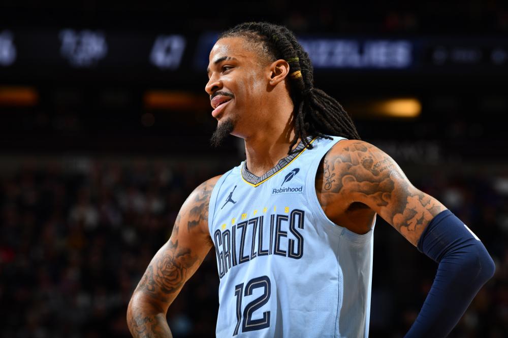 队在少一人 队在少一人