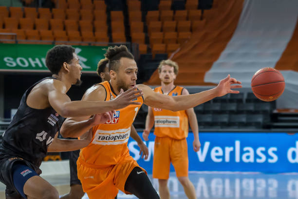 比1大胜弗 比1大胜弗