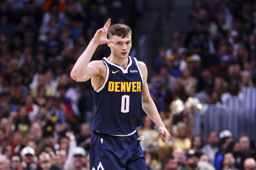 其他球员则 其他球员则