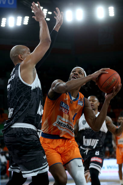 措手不及 措手不及